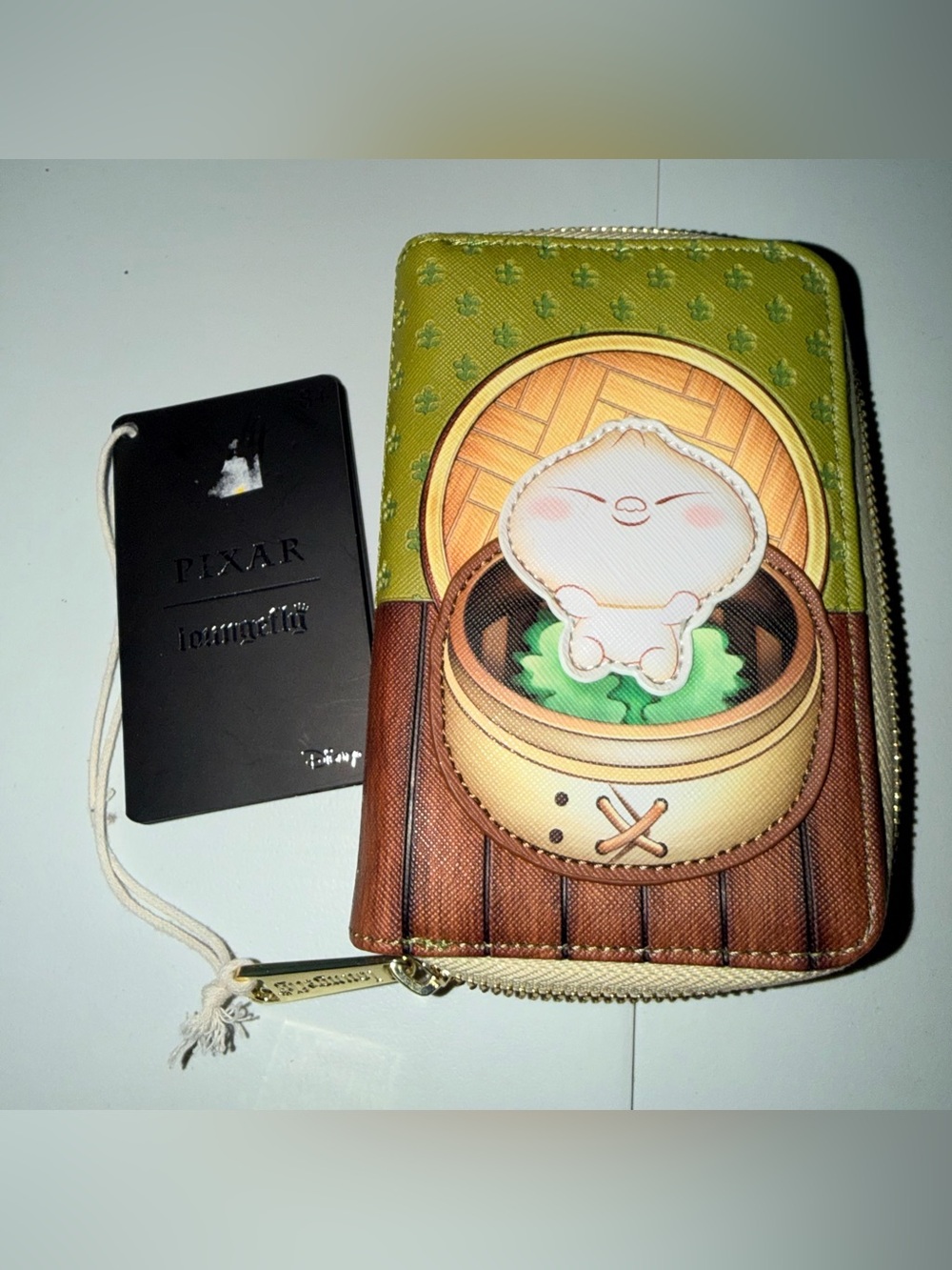🥟NWT Pixar Loungefly Bao Bamboo zip around wallet